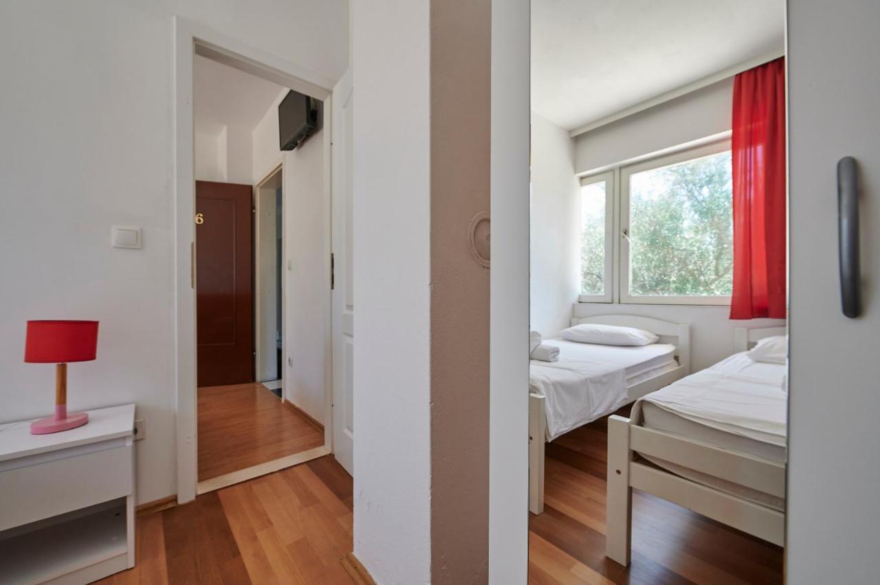Apartments Balote Trogir Extérieur photo