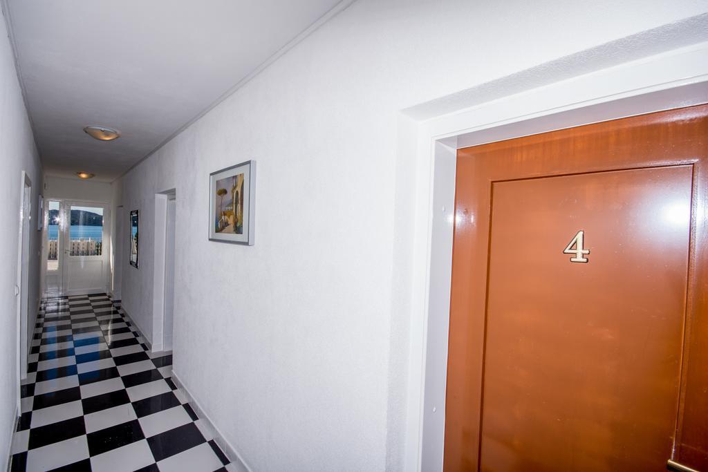 Apartments Balote Trogir Extérieur photo