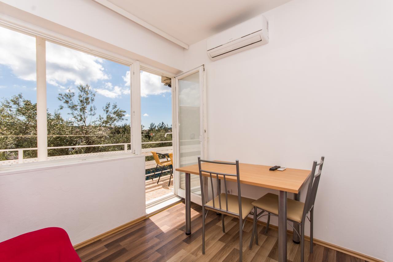 Apartments Balote Trogir Extérieur photo