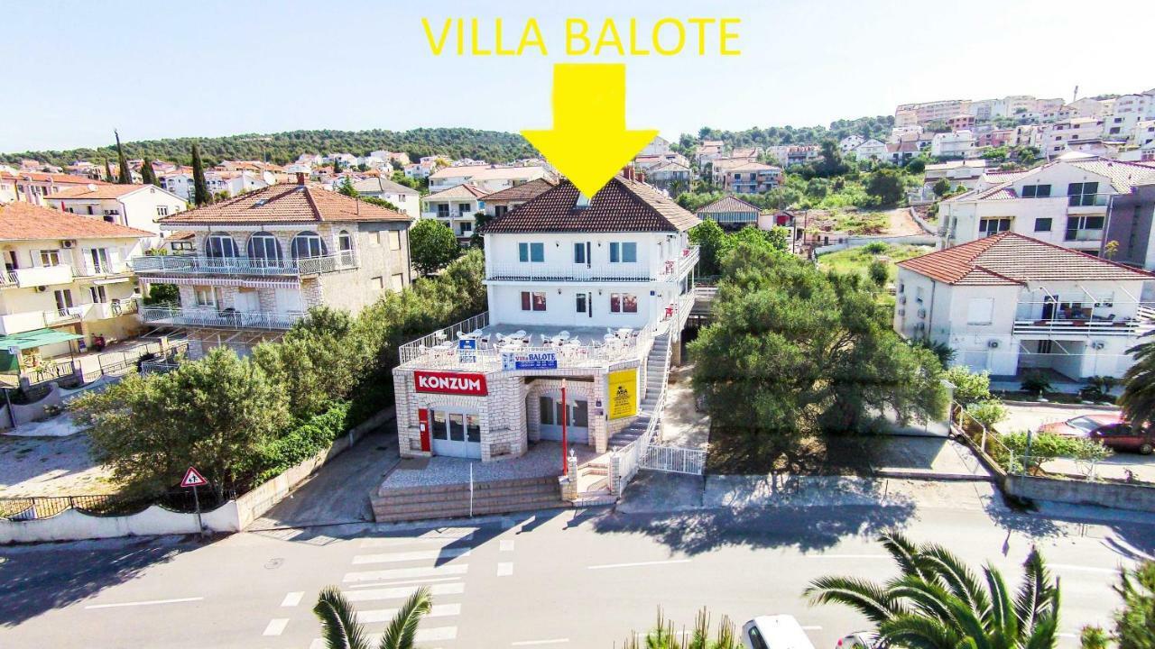 Apartments Balote Trogir Extérieur photo